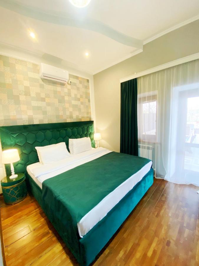 Hotel Orange 库塔伊西 外观 照片