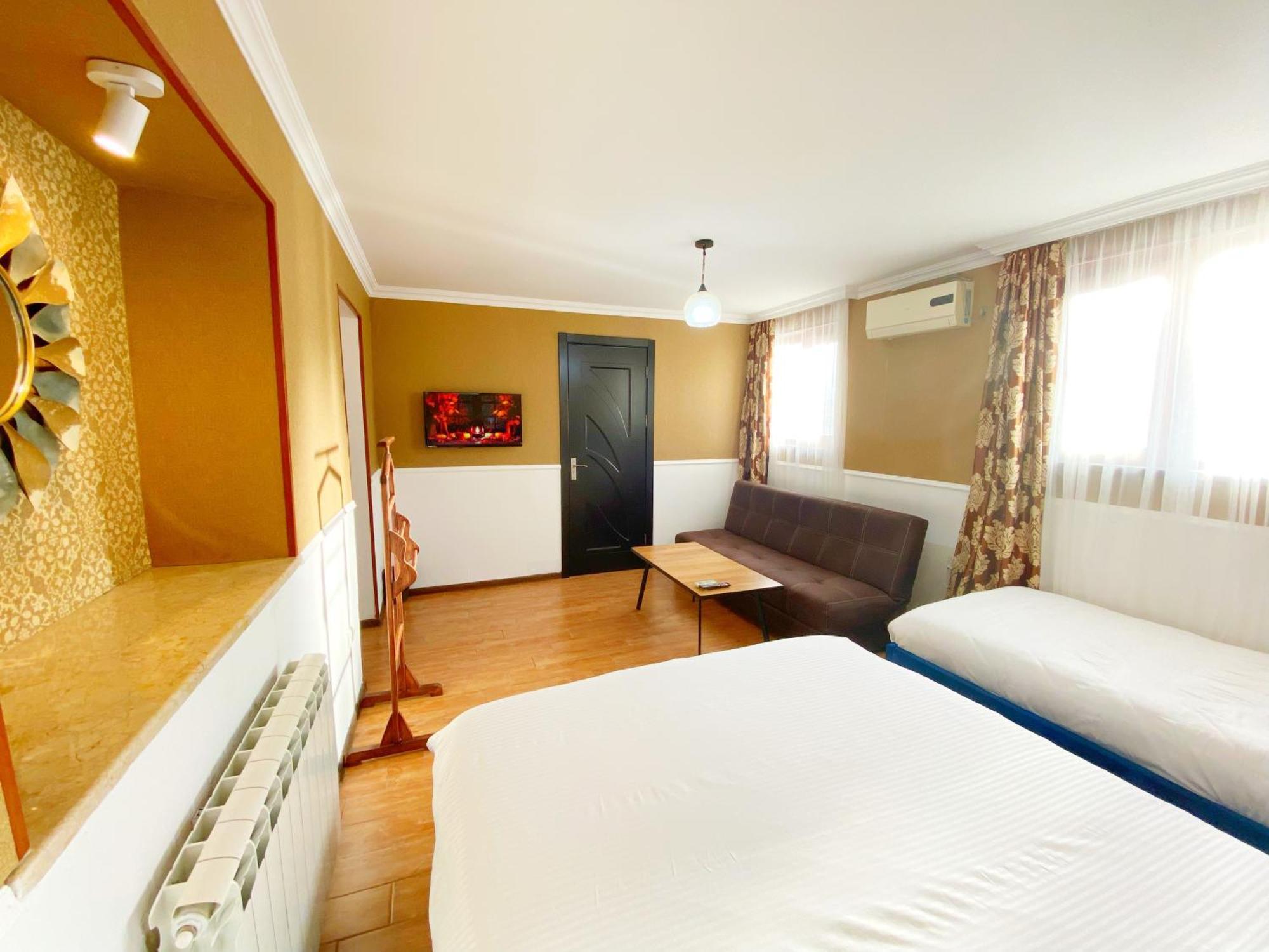 Hotel Orange 库塔伊西 外观 照片