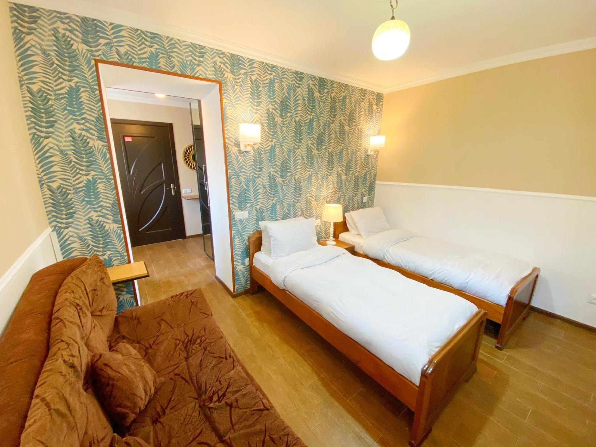 Hotel Orange 库塔伊西 外观 照片