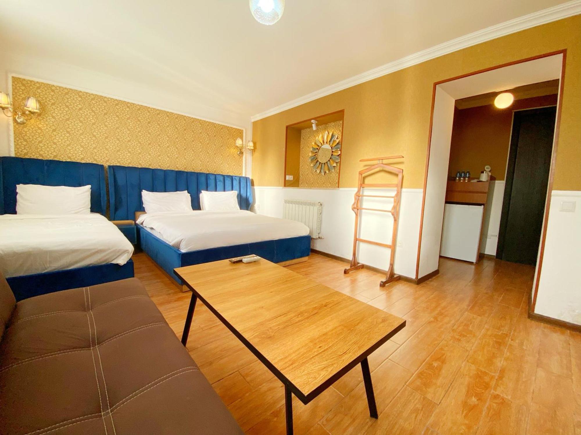 Hotel Orange 库塔伊西 外观 照片