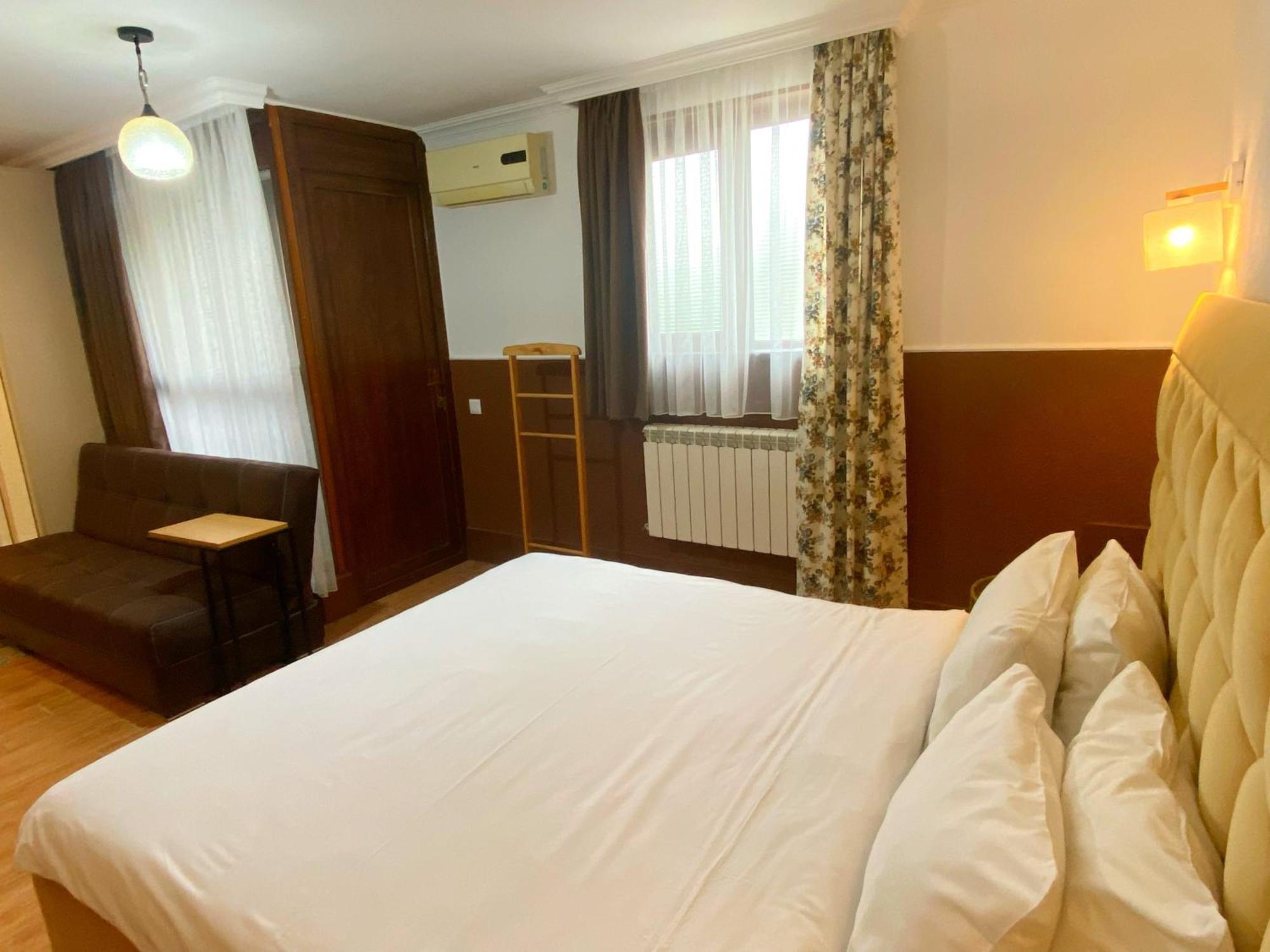 Hotel Orange 库塔伊西 外观 照片
